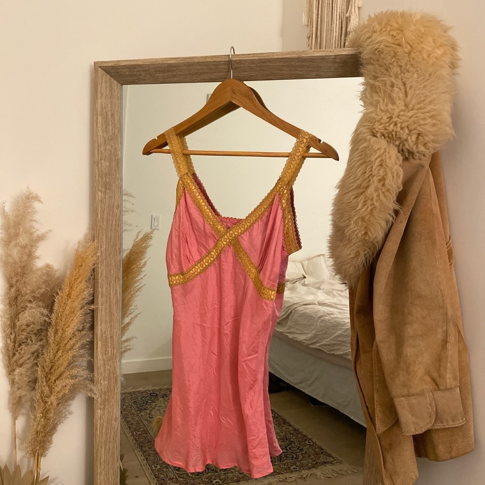 100% silk pink slip